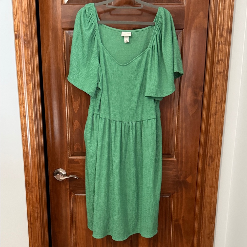 Ava & Viv Green Midi Dress
